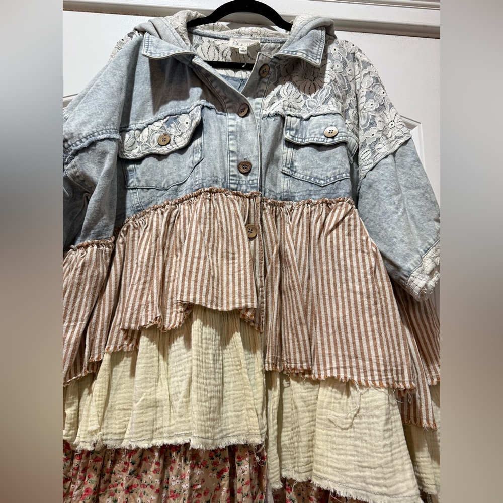 Oli & Hali Blue Denim with Lace Detail - Picture 6 of 10